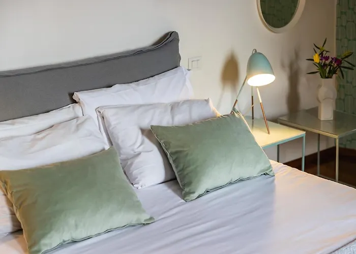 Navona 49 Luxury Suites&apartment Guest house 4*
