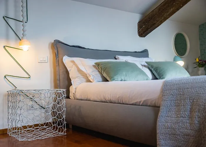 Navona 49 Luxury Suites&apartment Guest house 4*
